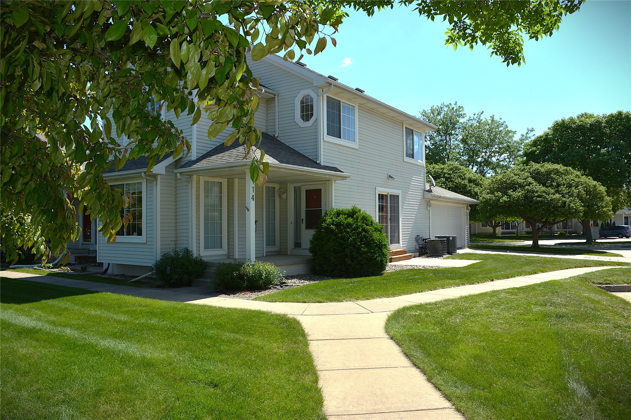 555 SE Laurel Street #14, Waukee, Iowa image 1