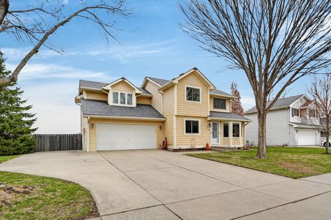 Homes For Sale - 313 SW Kennybrook Drive<br/> Grimes, IA 50111