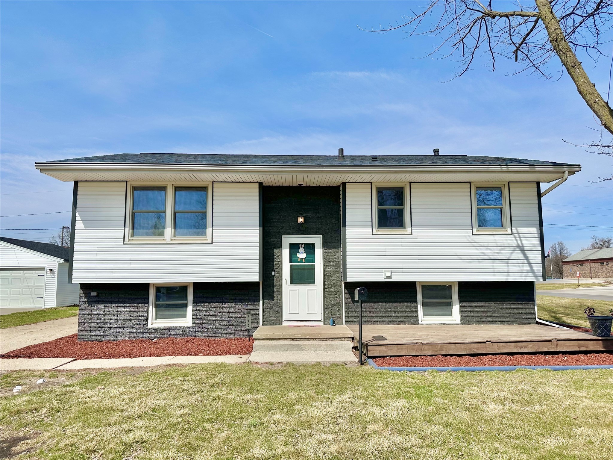 115 9th Street, Altoona, Iowa image 1