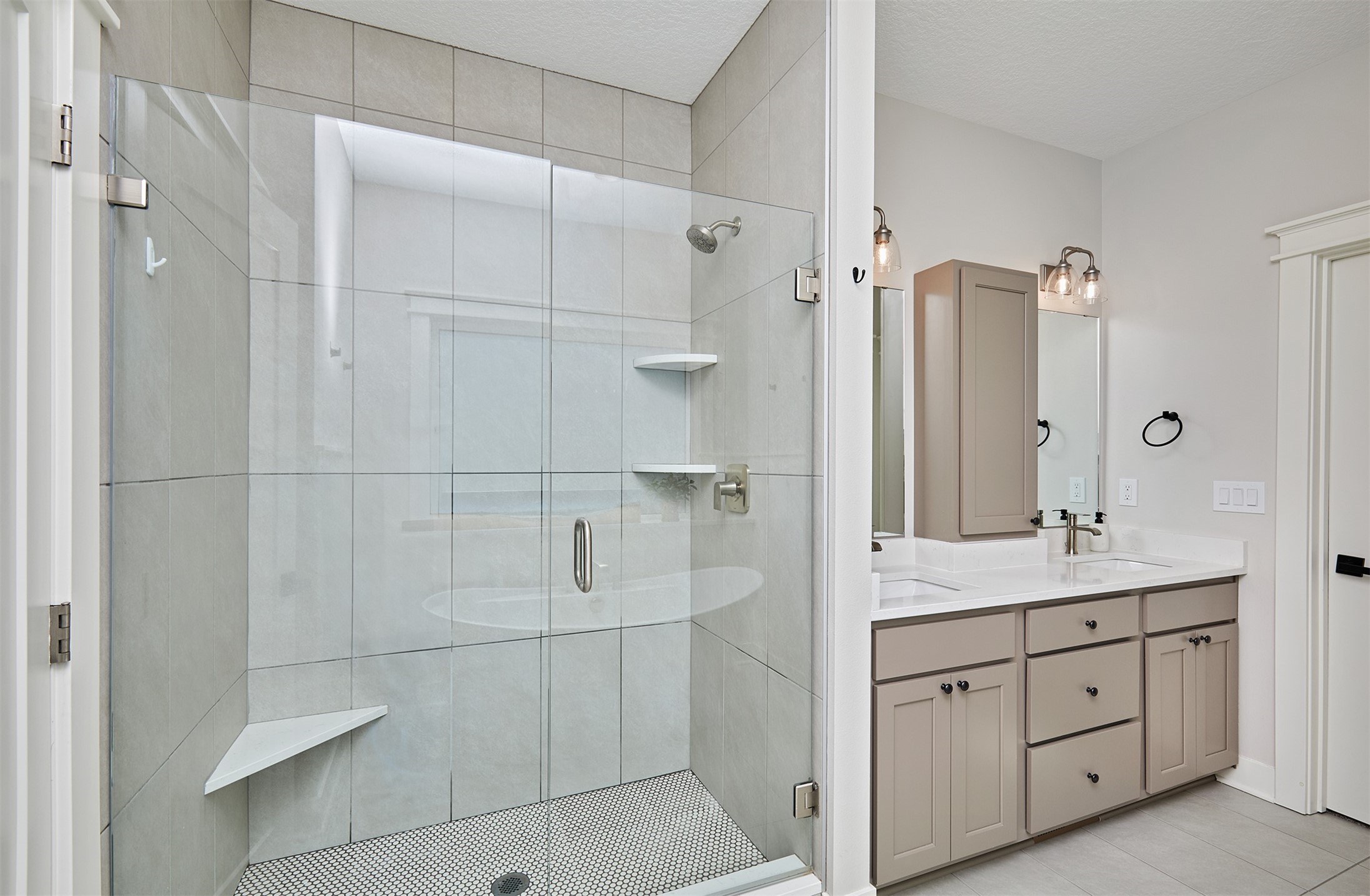 455 NW Ashley Circle, Waukee, Iowa image 18