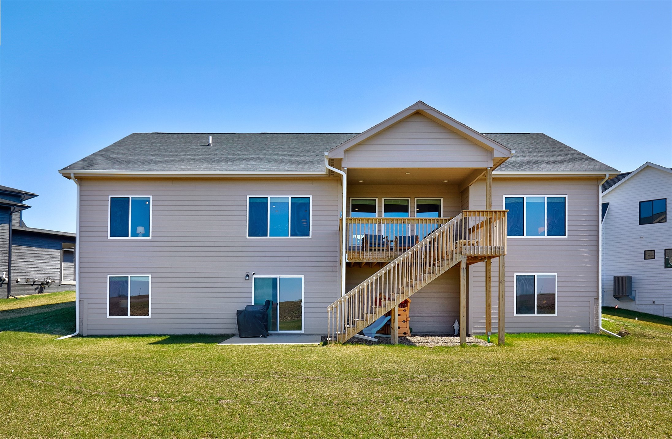 455 NW Ashley Circle, Waukee, Iowa image 3