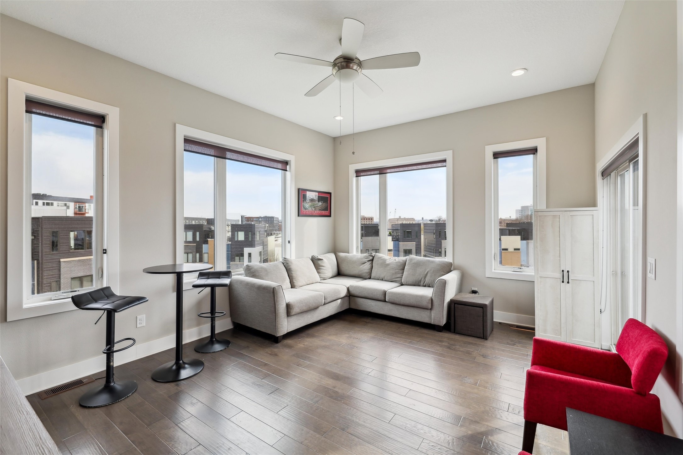 118 E Center Street, Des Moines, Iowa image 23