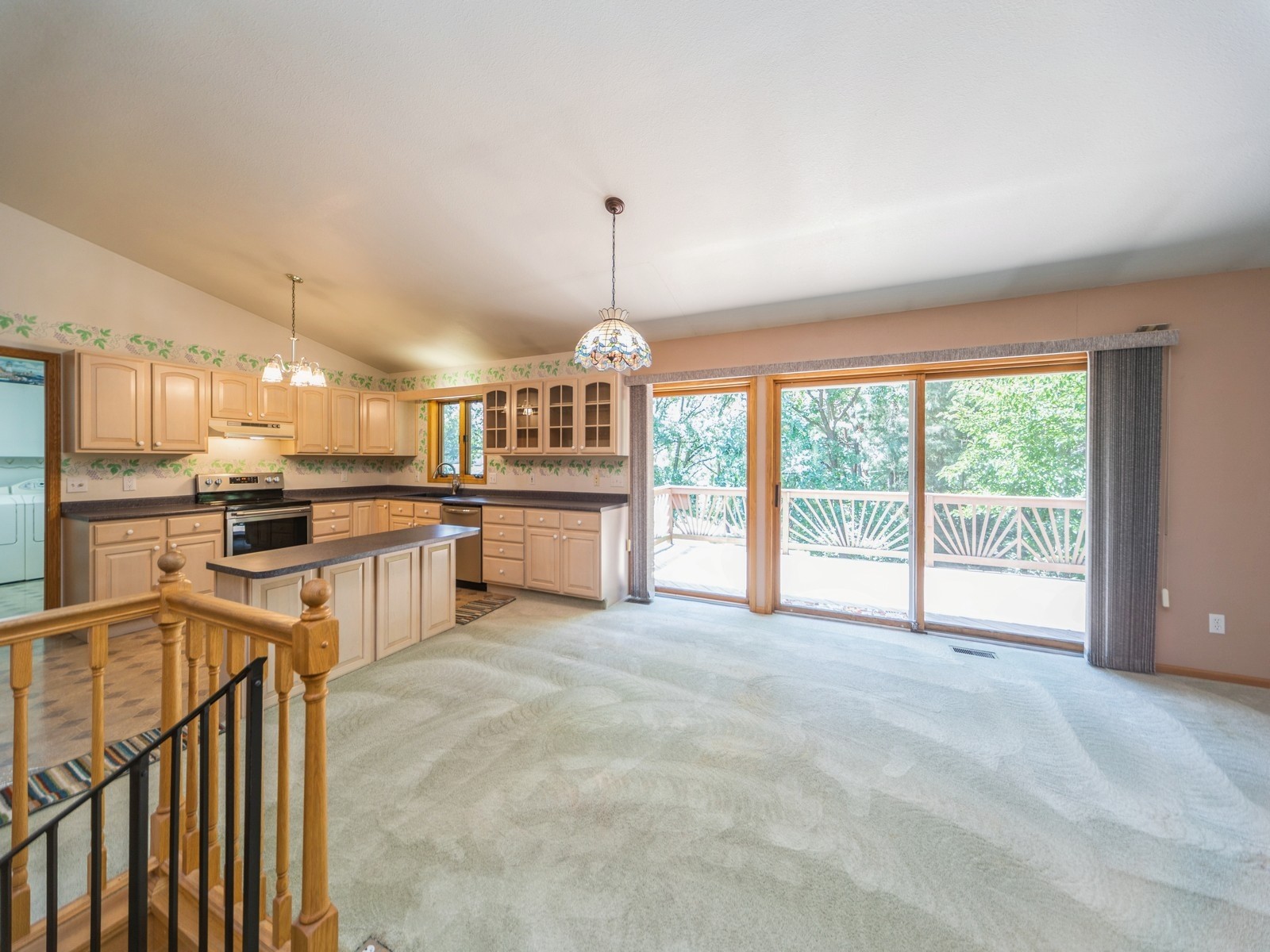 1406 Woodland Drive
