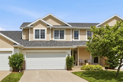 Condo For Sale - 847 SE Williams Court<br/> Waukee, IA 50263