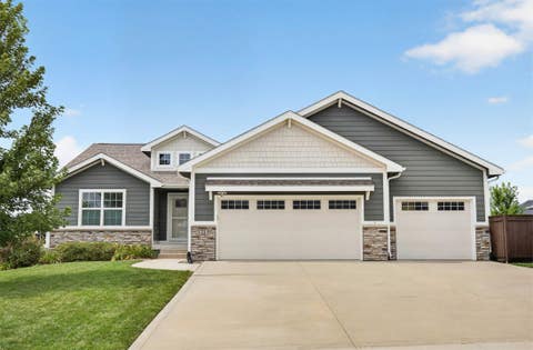 Homes For Sale - 1215 Warrior Run Drive<br/> Norwalk, IA 50211