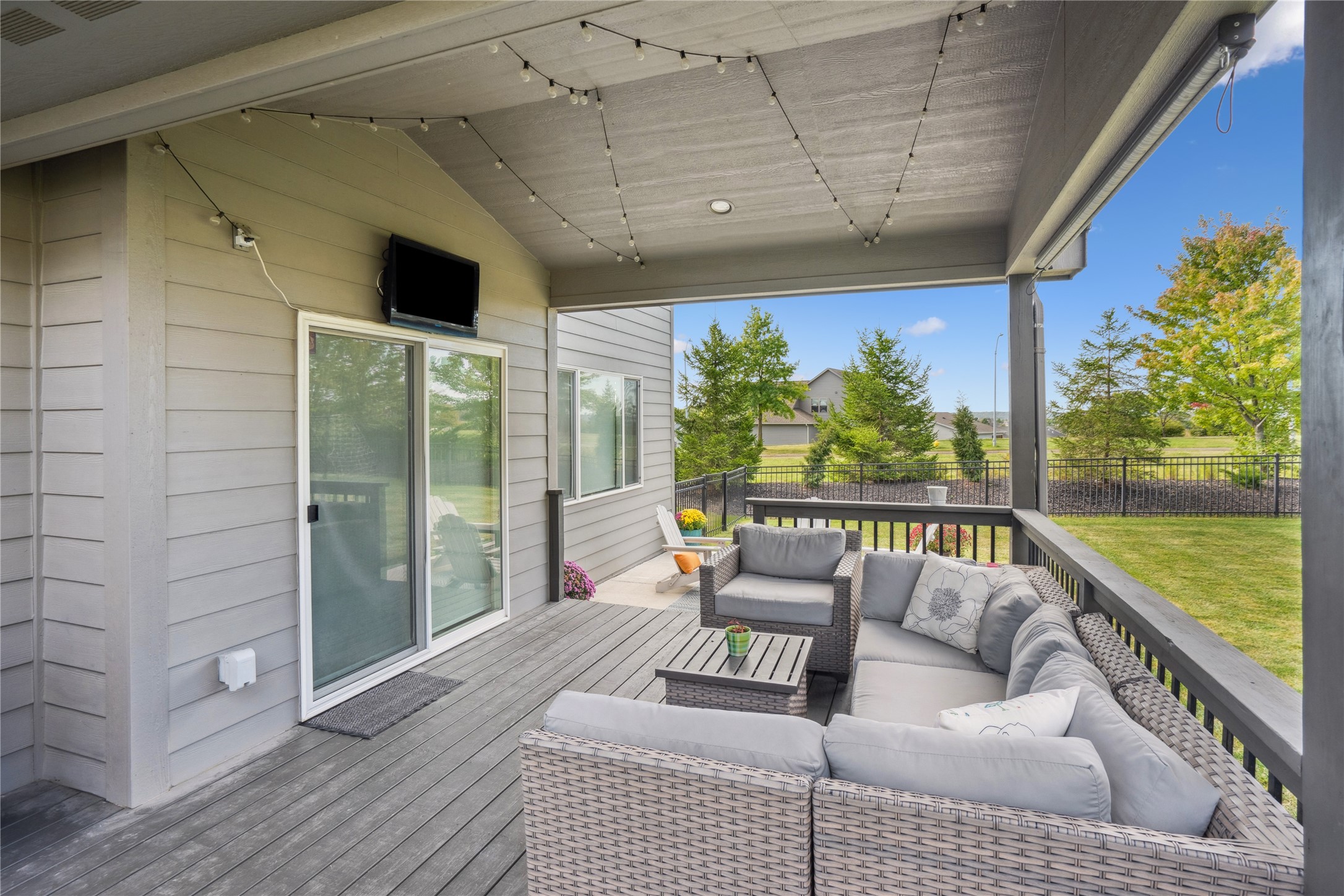 971 S 93rd Street, West Des Moines, Iowa image 28