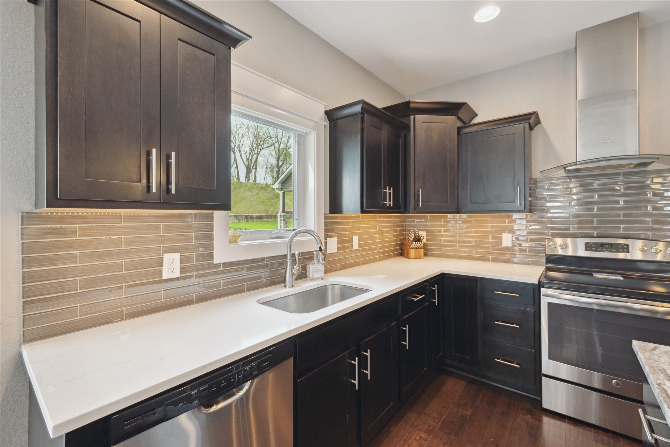 971 S 93rd Street, West Des Moines, Iowa image 12