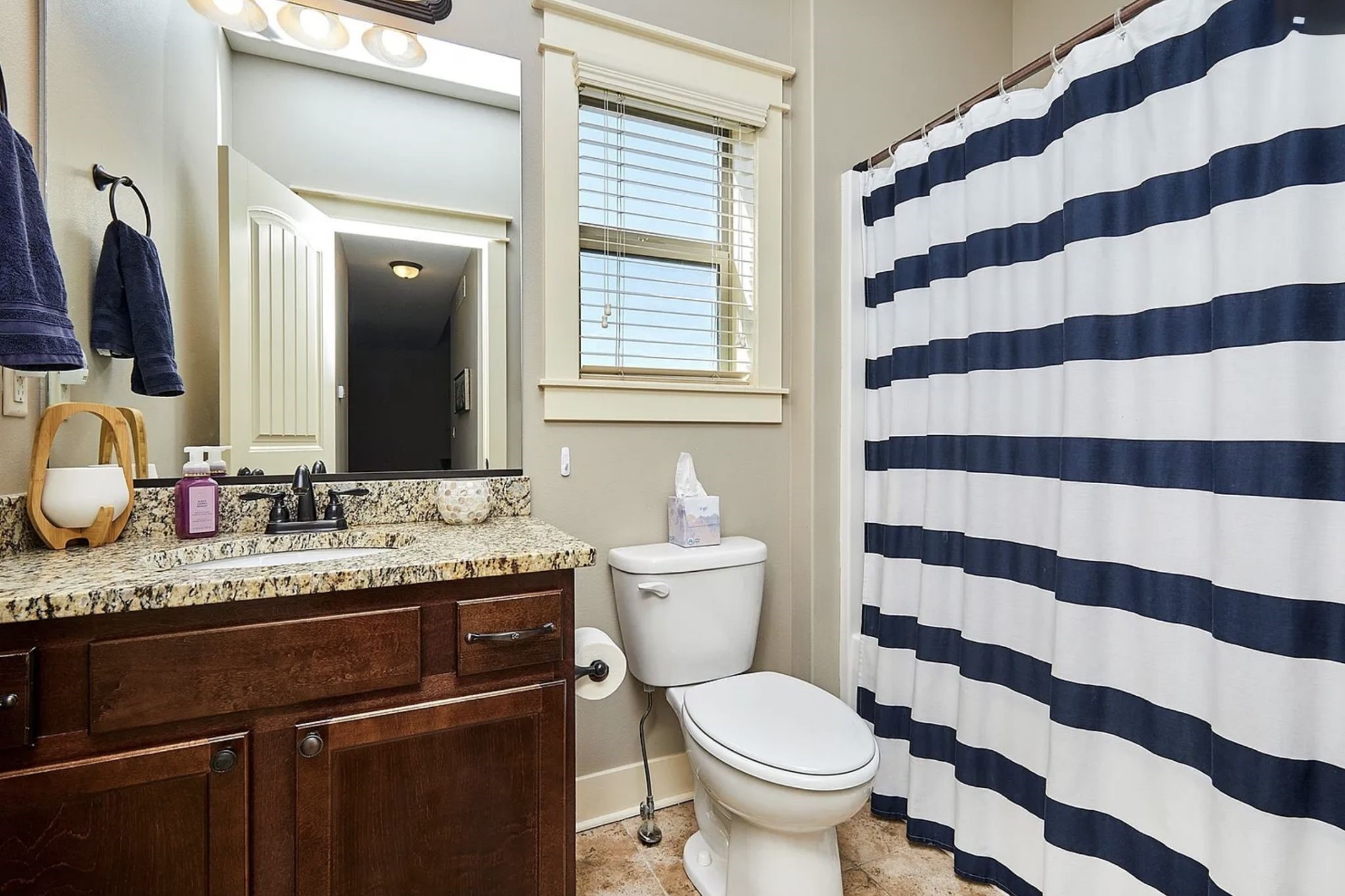 1445 SE Traden Drive, Waukee, Iowa image 13
