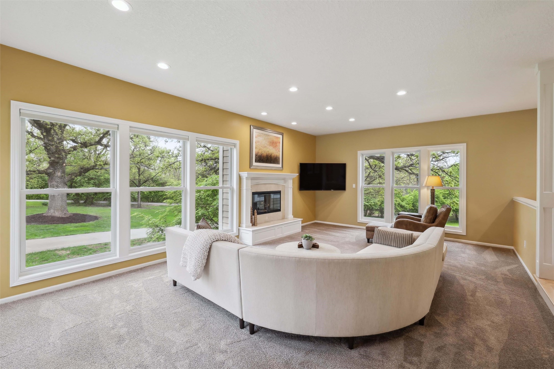 980 SE Browns Woods Drive, West Des Moines, Iowa image 3