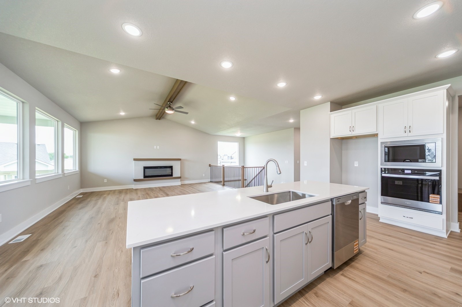 10123 NW 68th Avenue