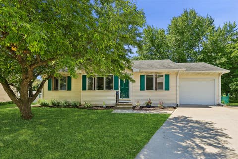 Homes For Sale - 5414 Schubert Street<br/> Ames, IA 50014
