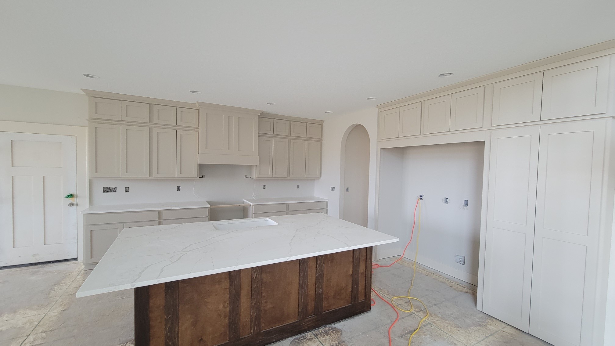 1812 NE Pine Lake Circle