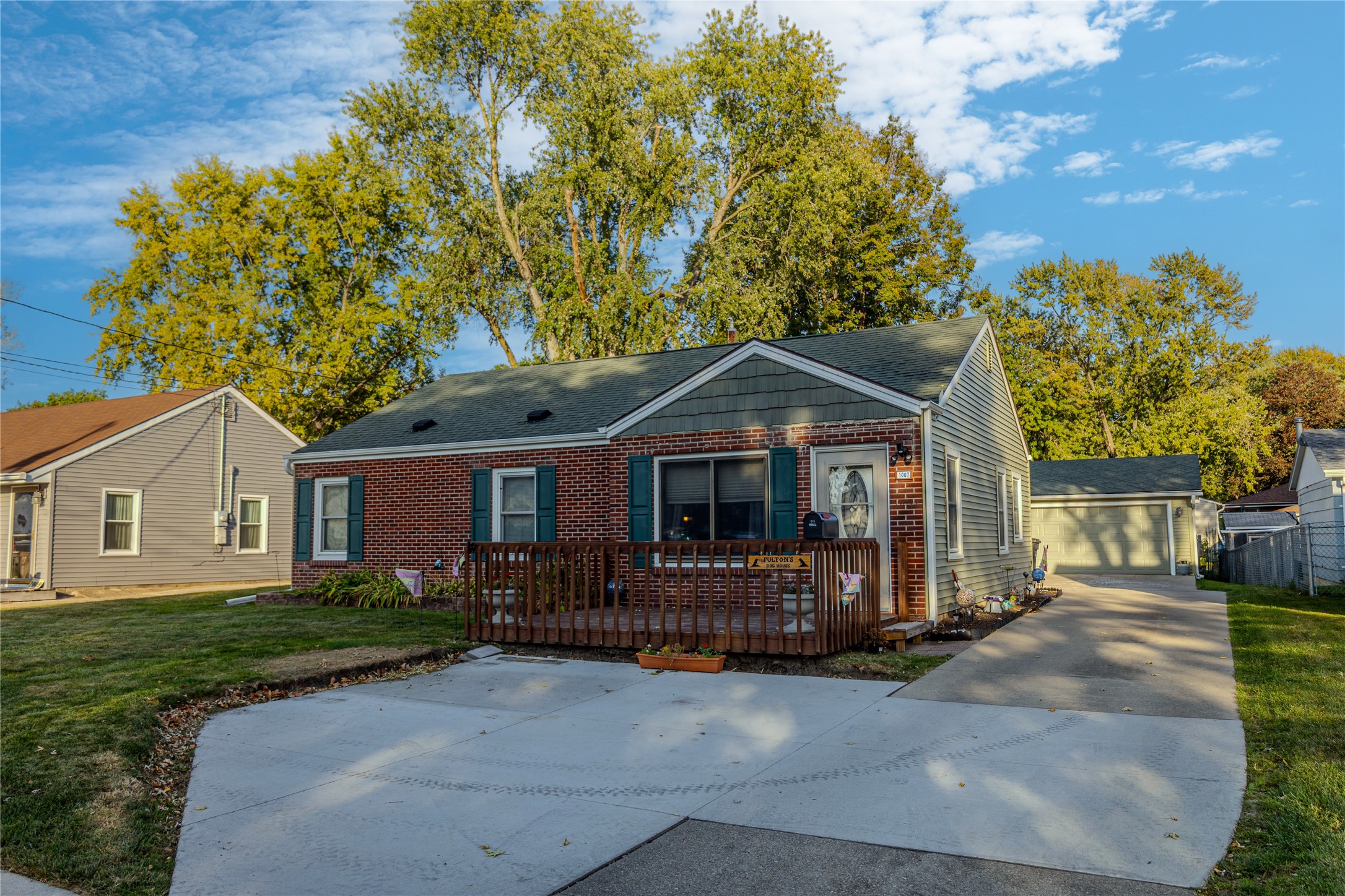 1007 69th Street, Windsor Heights, Iowa image 1