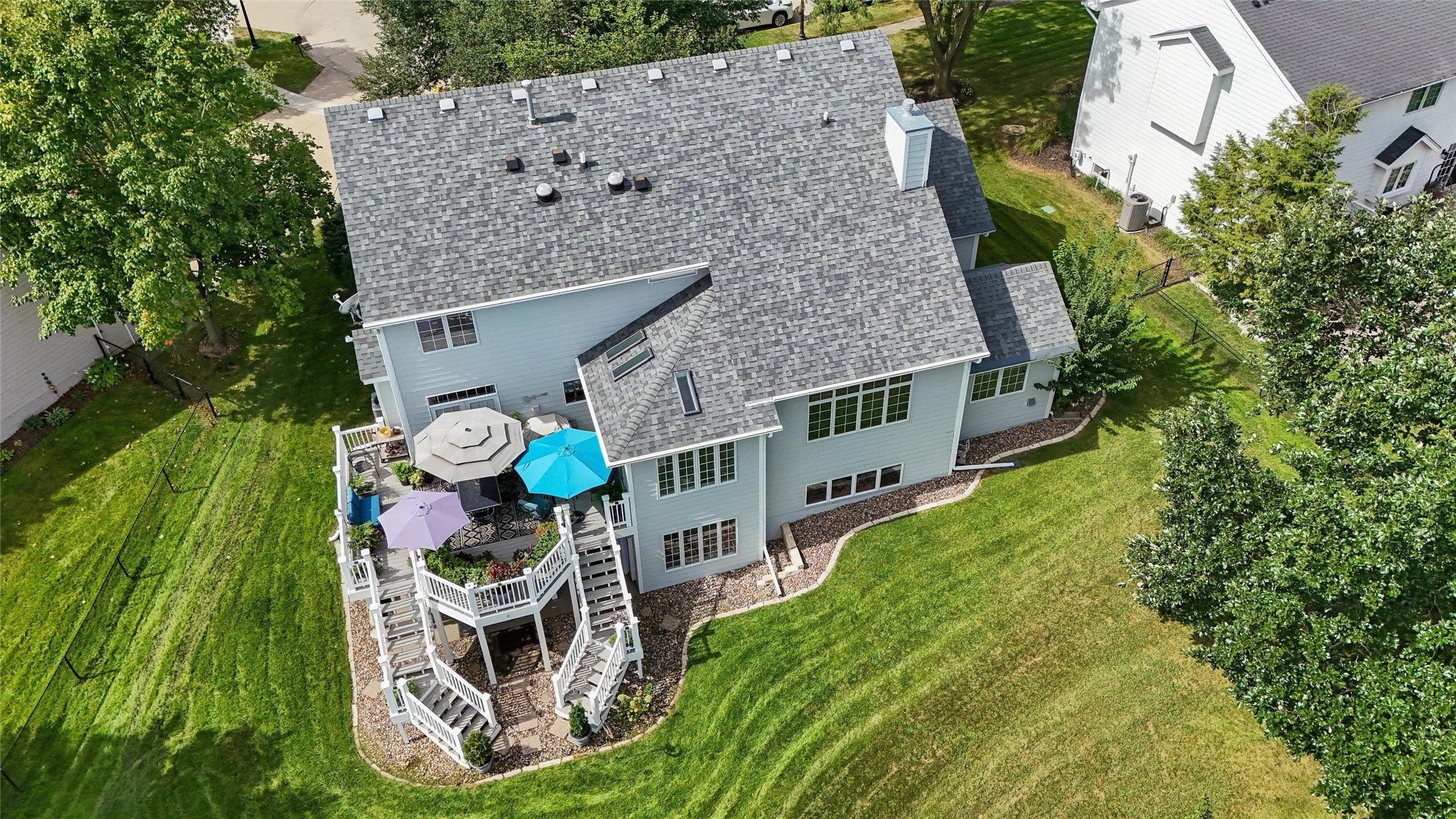 8111 Wellington Boulevard