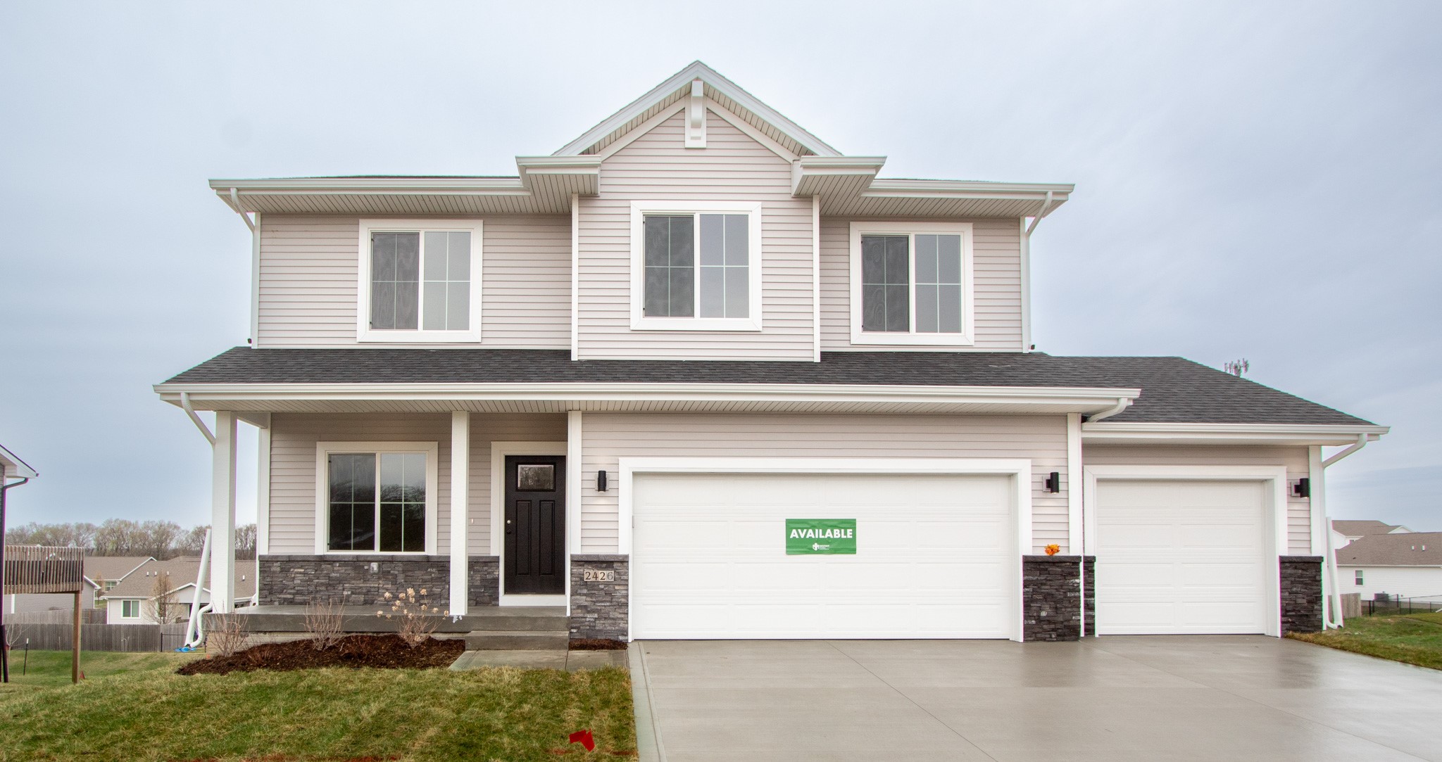 2426 E 50th Court, Des Moines, Iowa image 1