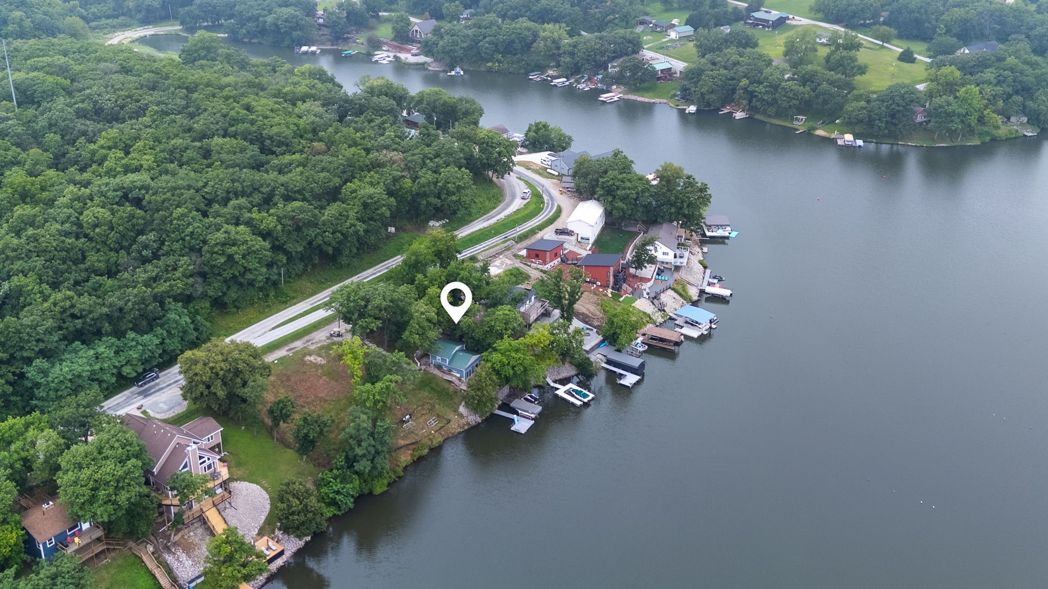 8360 Lakeshore Drive, Dexter, Iowa image 34