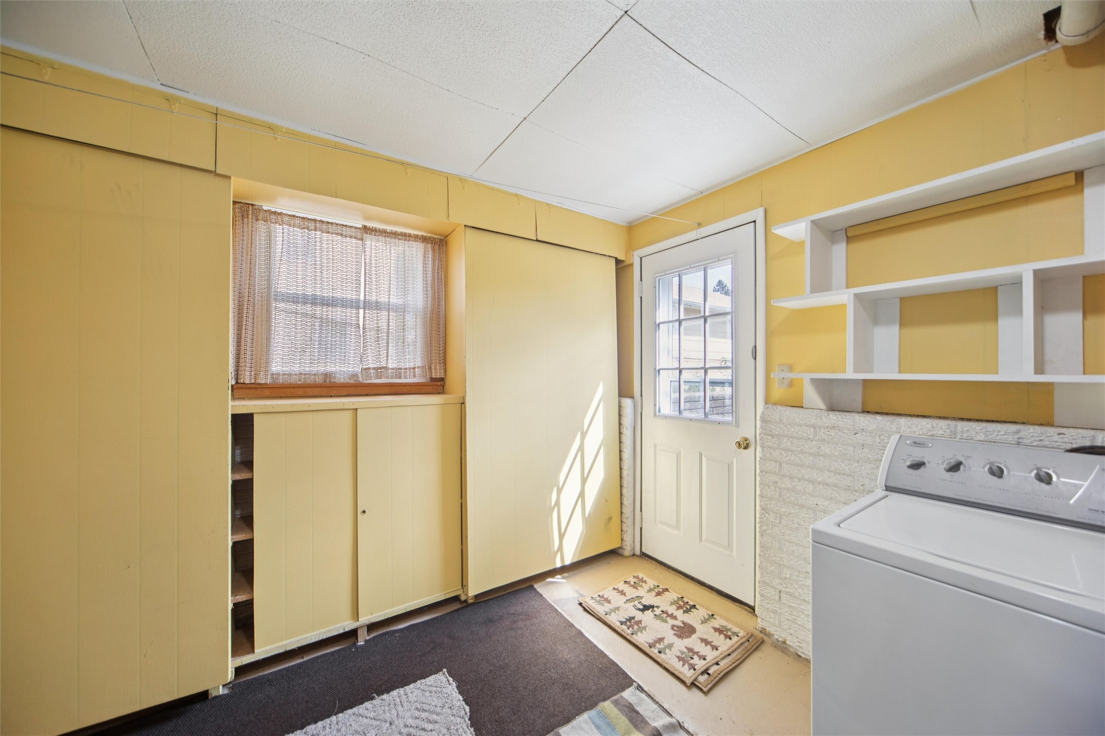 Urbandale, Iowa 50322, United States, 3 Bedrooms Bedrooms, ,2 BathroomsBathrooms,Residential,Active,198510