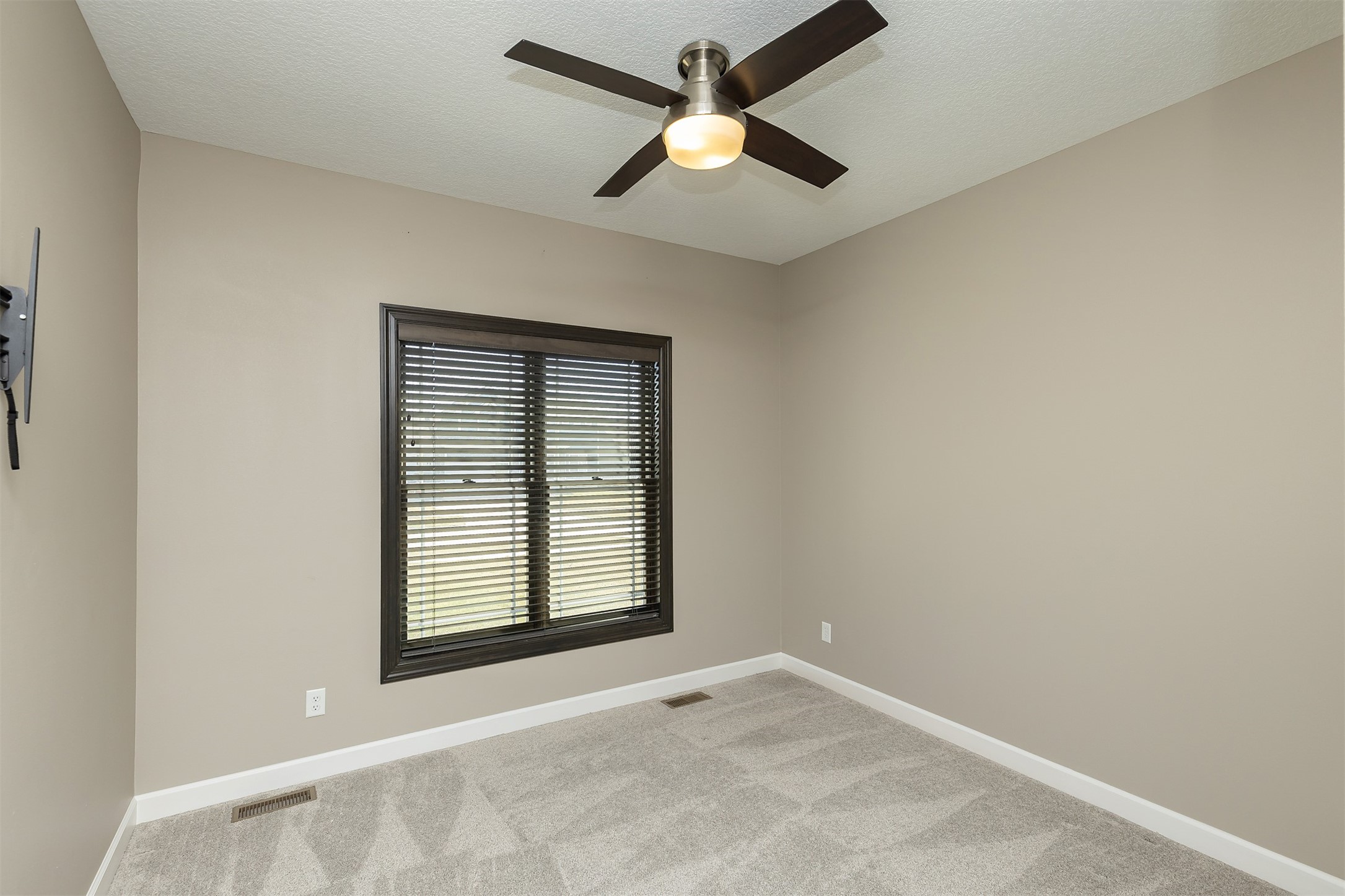 3114 Fieldstone Court, Altoona, Iowa image 20