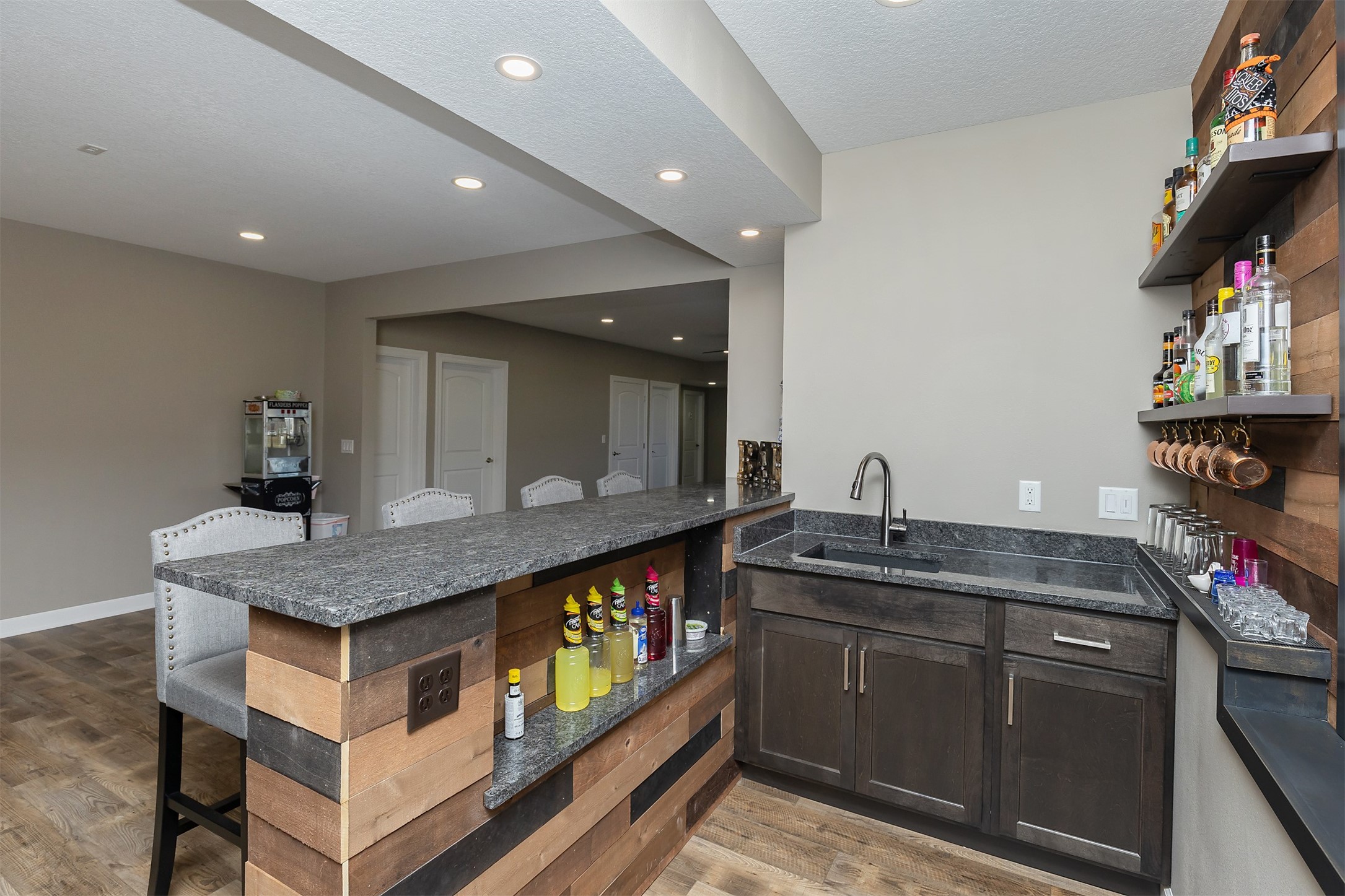 3114 Fieldstone Court, Altoona, Iowa image 25