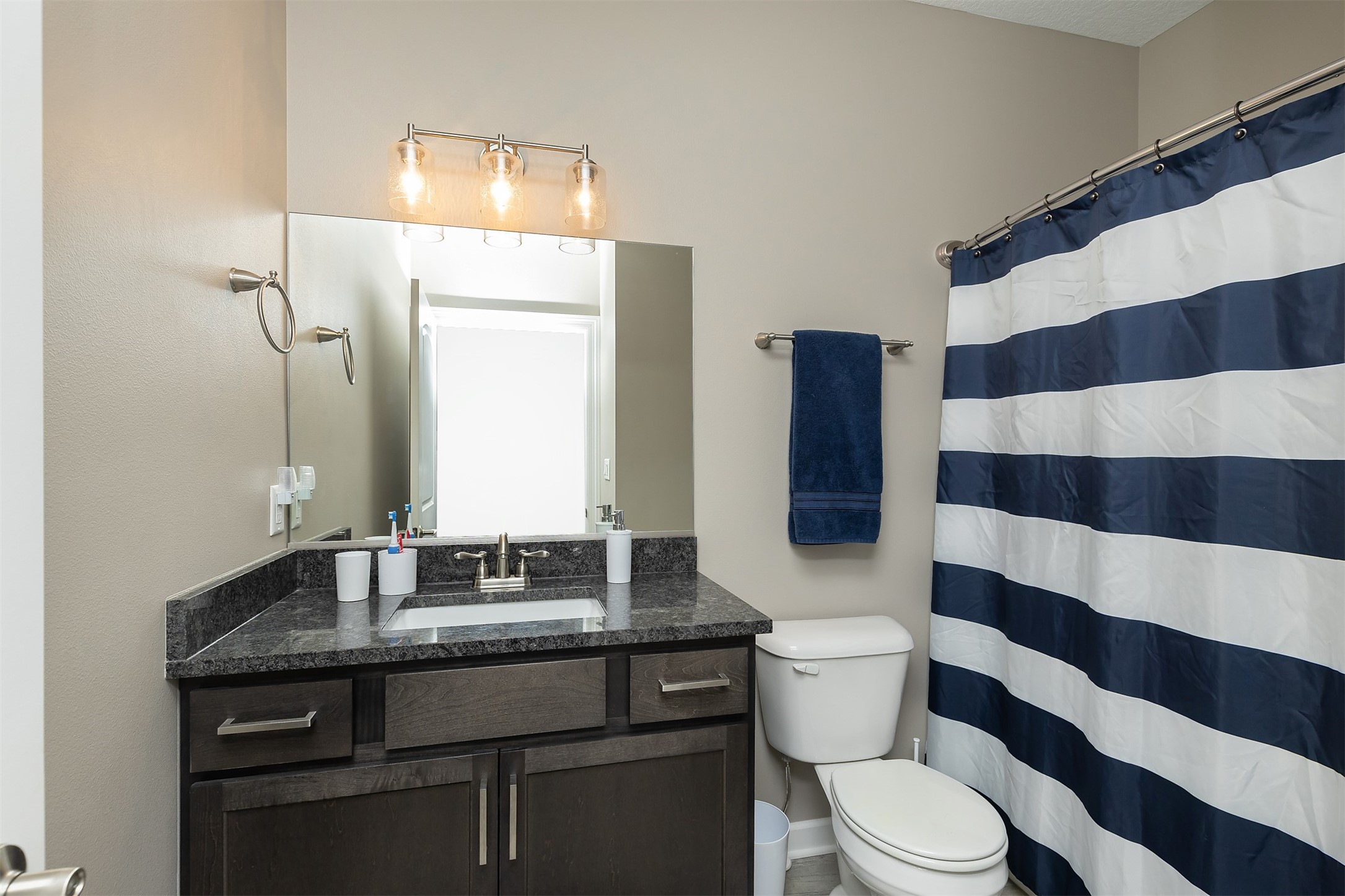3114 Fieldstone Court, Altoona, Iowa image 22