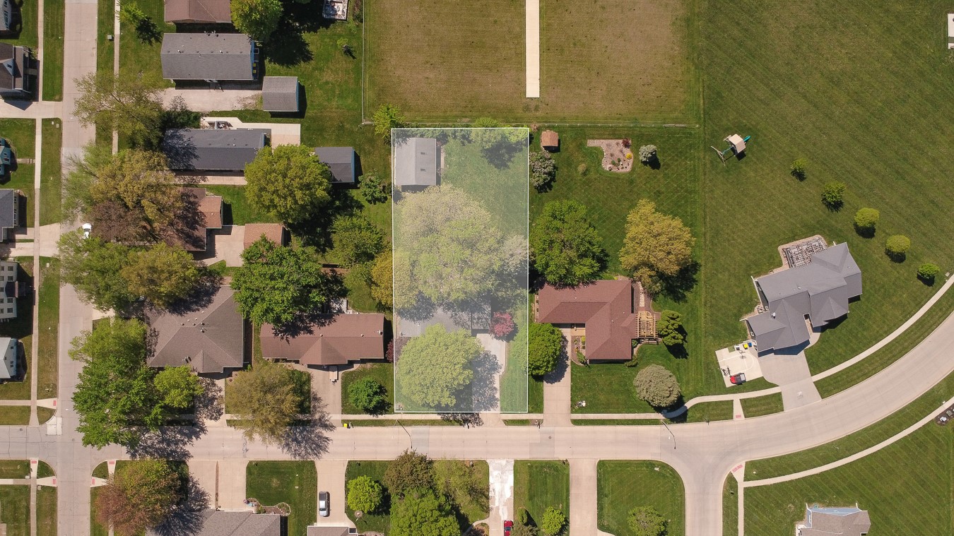 1009 W 4th Street, Pella, Iowa image 33