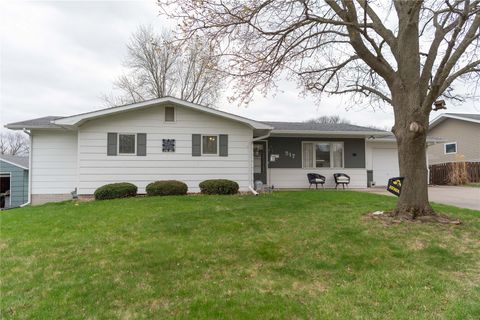 517 Madison Street Pella IA 50219