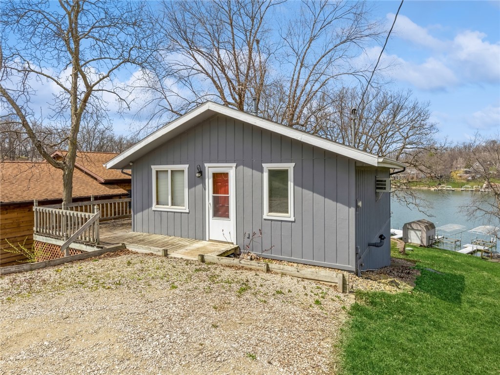 193 Cottage Lane, Montezuma, Iowa image 2