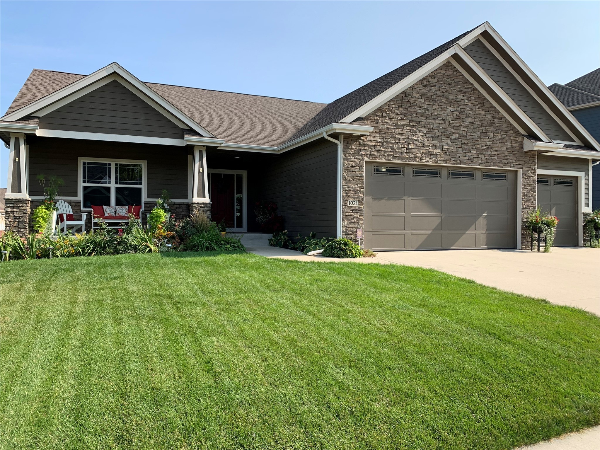 1021 Shelby Drive, Adel, Iowa image 1