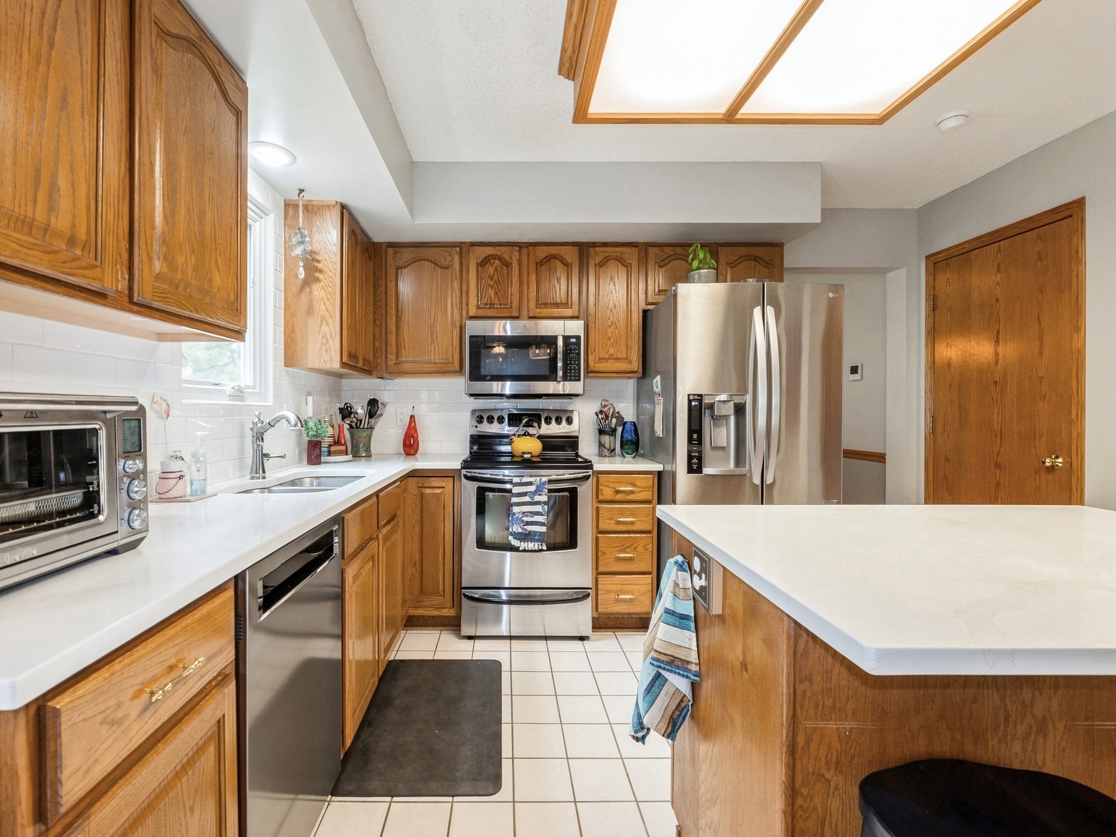 2190 NW 147th Street, Clive, Iowa image 16