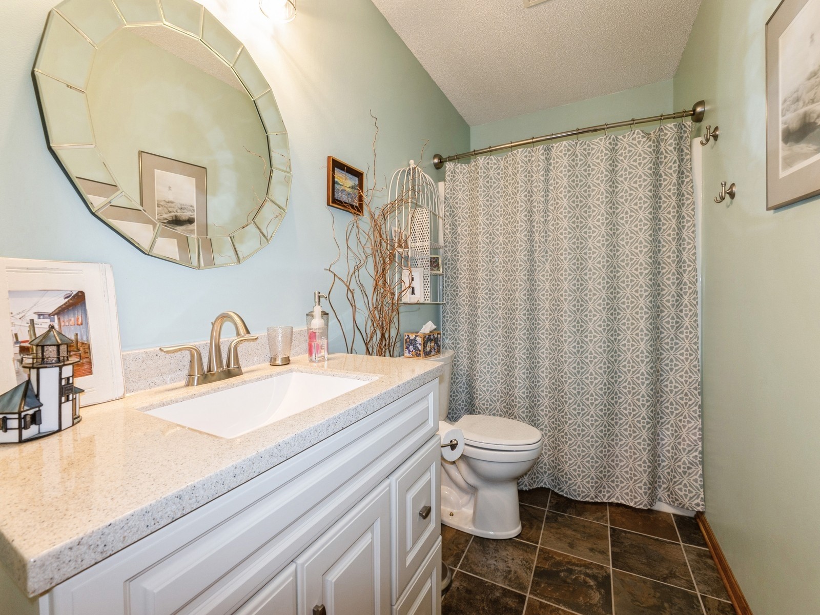 2190 NW 147th Street, Clive, Iowa image 24