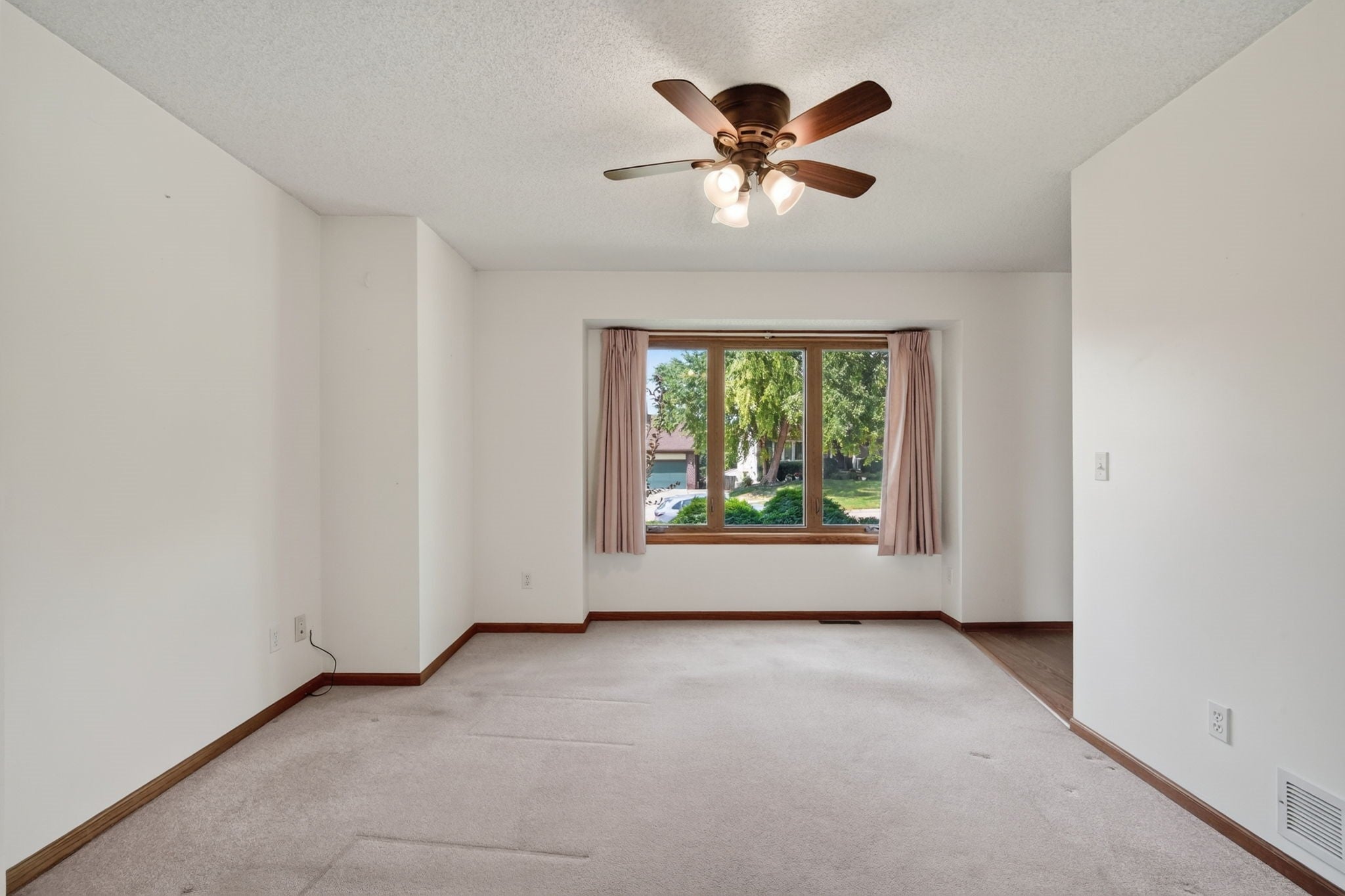 5042 Raintree Drive