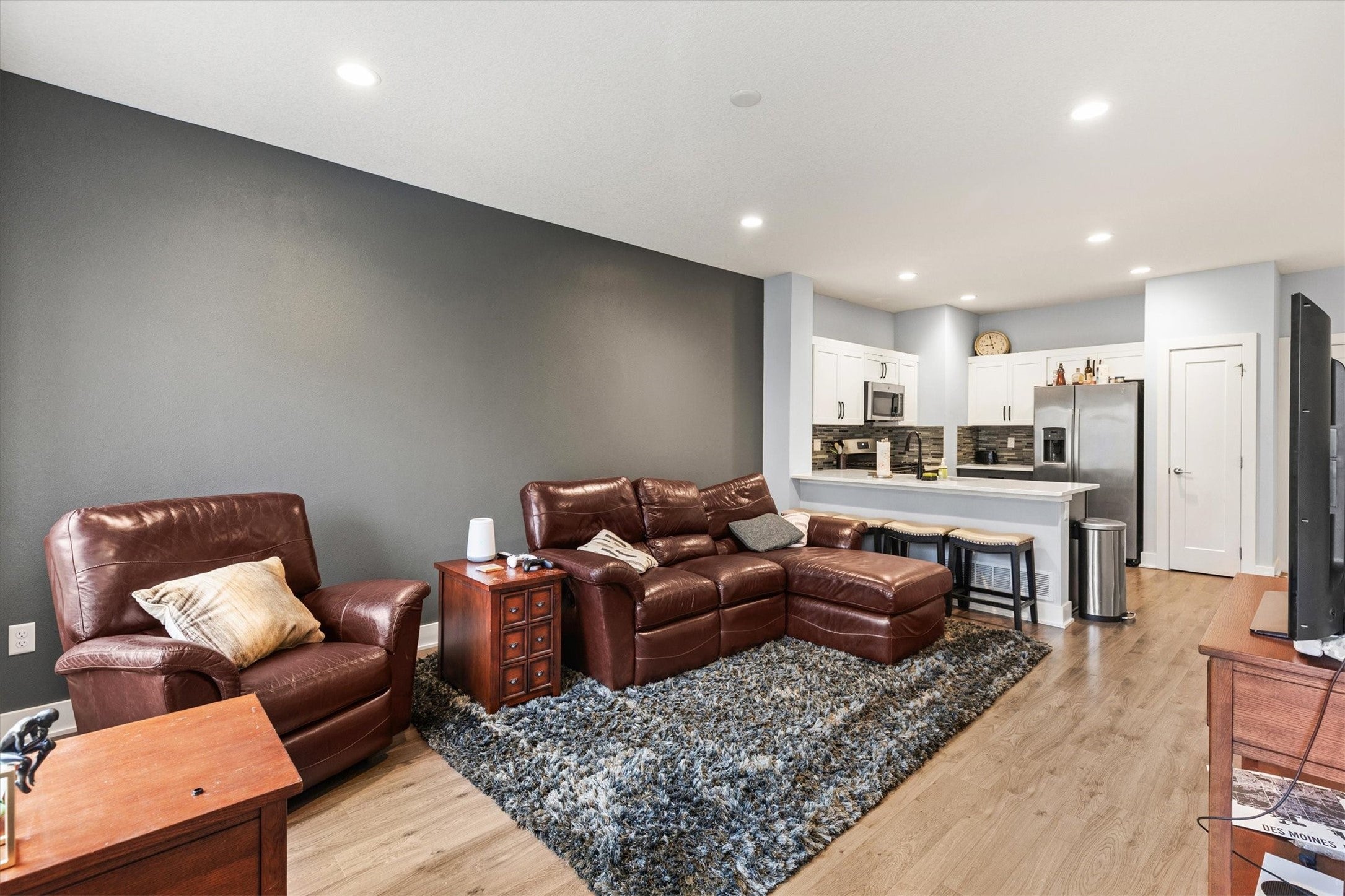 463 SW 12th Street