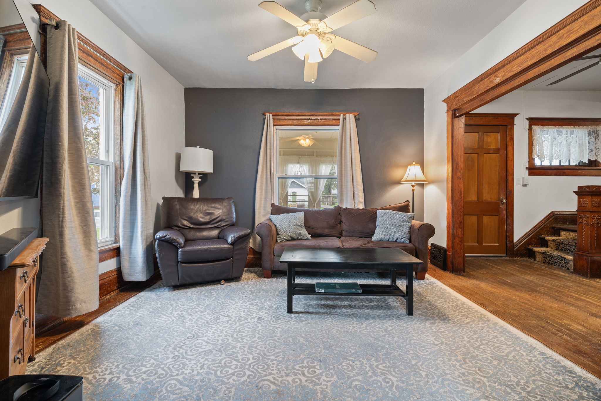 1820 E Walnut Street