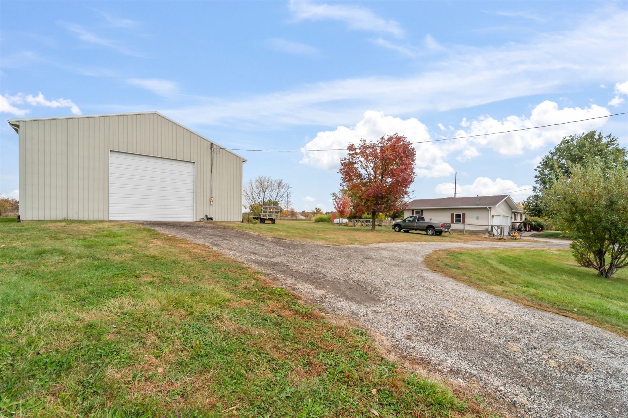 1483 Newbold Drive, Knoxville, Iowa image 2