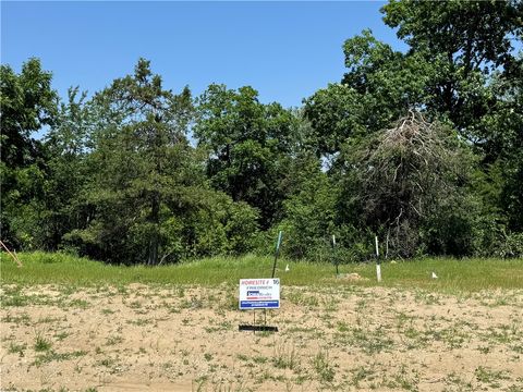 Vacant Land For Sale - 815 Academy Circle<br/> Nevada, IA 50201