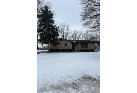 5303 E Oakwood Drive Pleasant Hill IA 50327