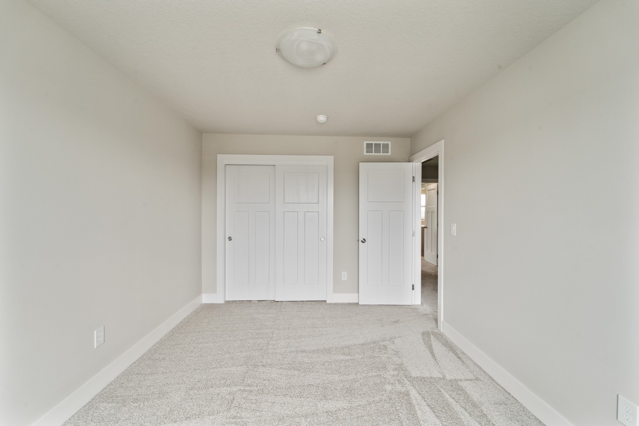 1405 Sky View Boulevard, Huxley, Iowa image 19