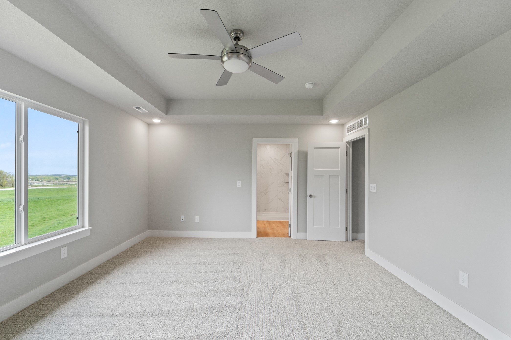 1405 Sky View Boulevard, Huxley, Iowa image 12