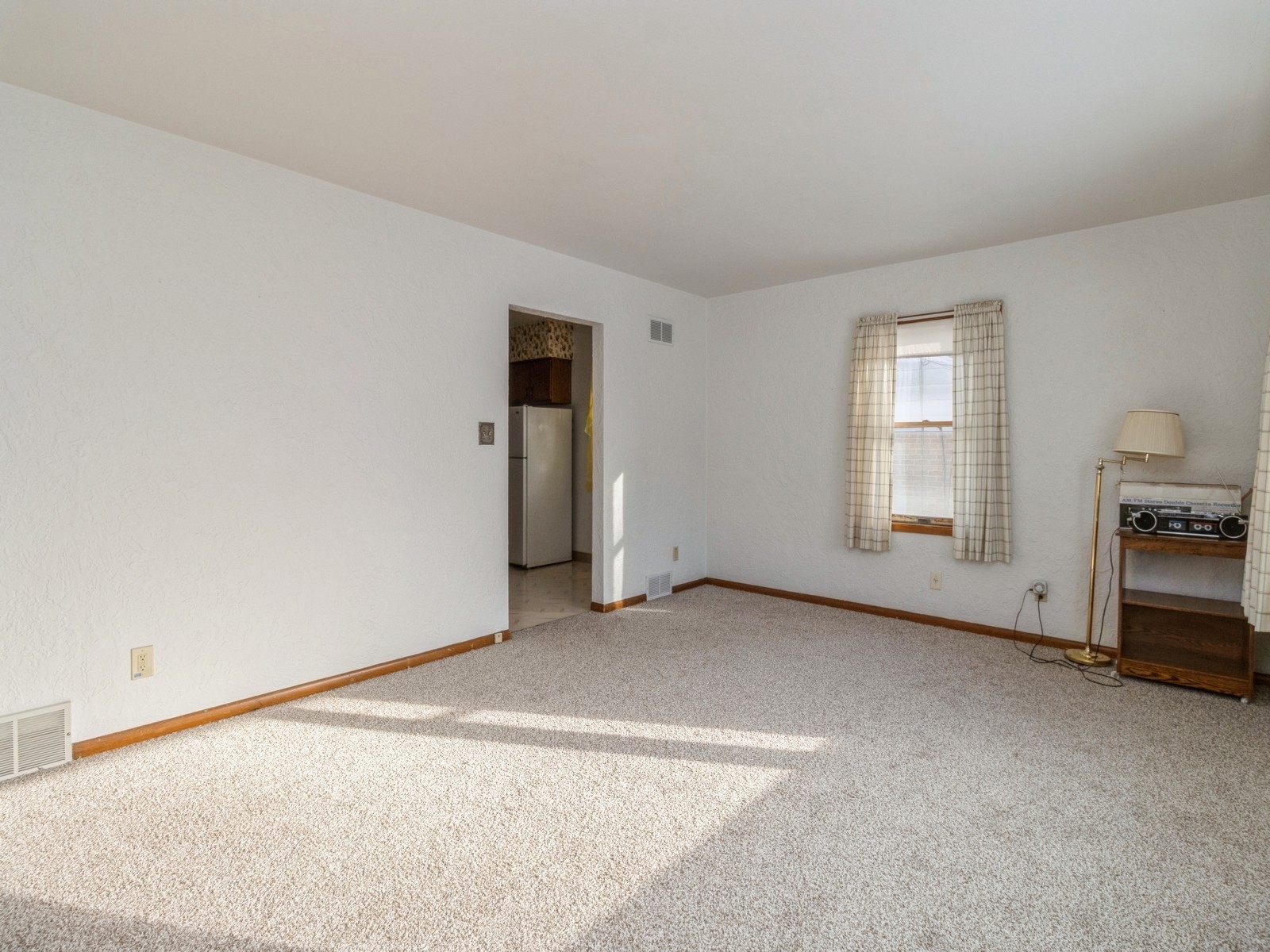 334 E Bell Avenue, Des Moines, Iowa image 4