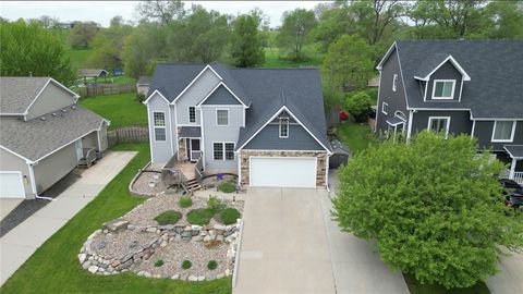 Single Family Residence in Van Meter IA 511 Park Street.jpg