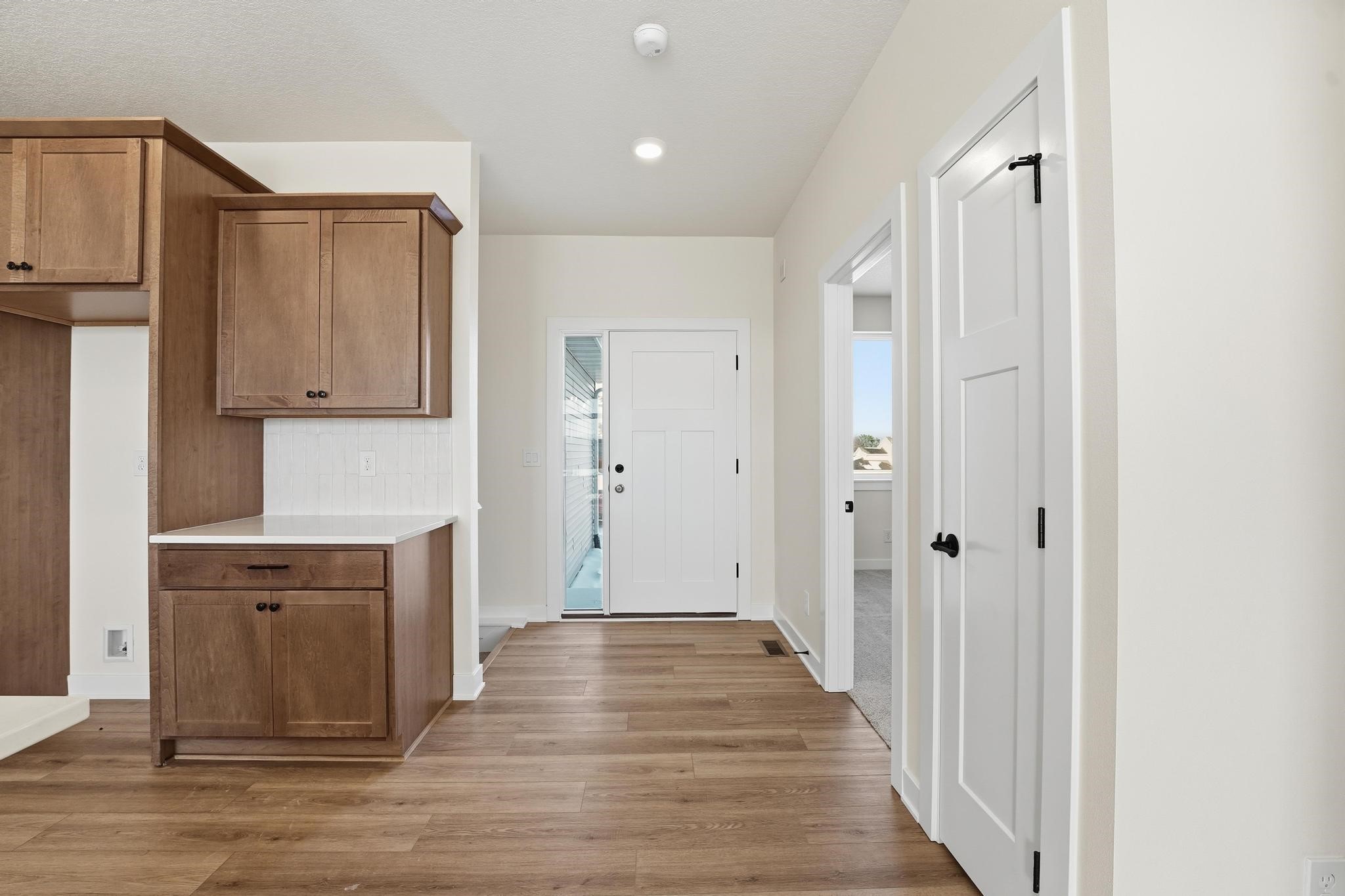 706 Plainside Avenue