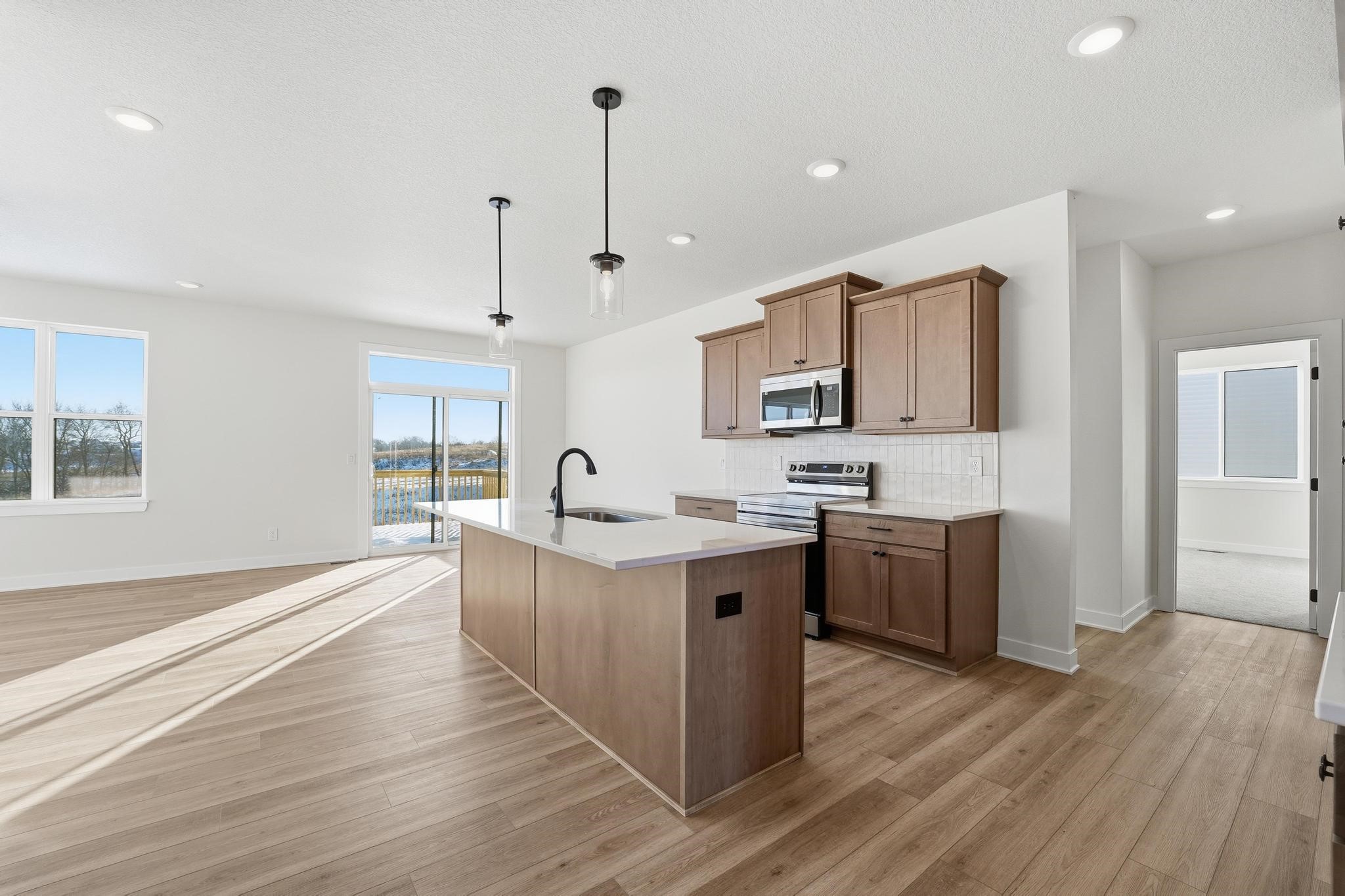 706 Plainside Avenue