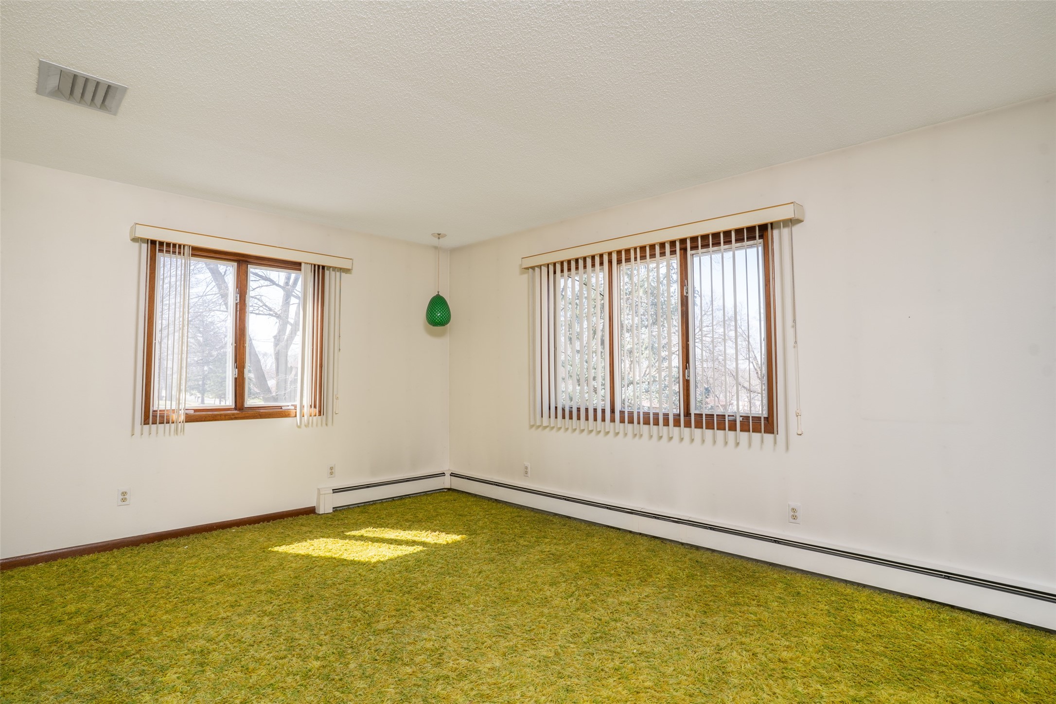 4001 E 38th Street, Des Moines, Iowa image 19