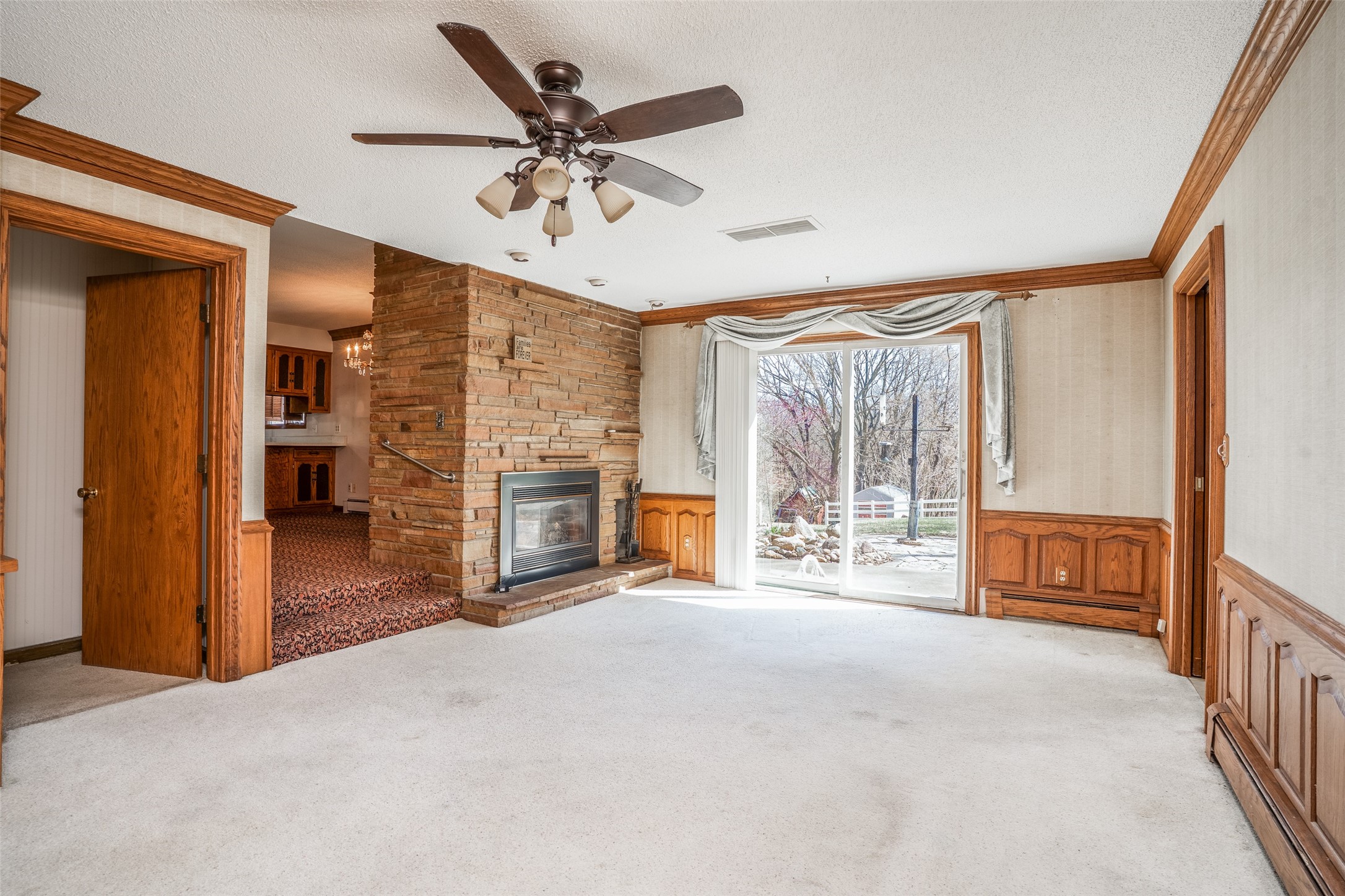 4001 E 38th Street, Des Moines, Iowa image 10