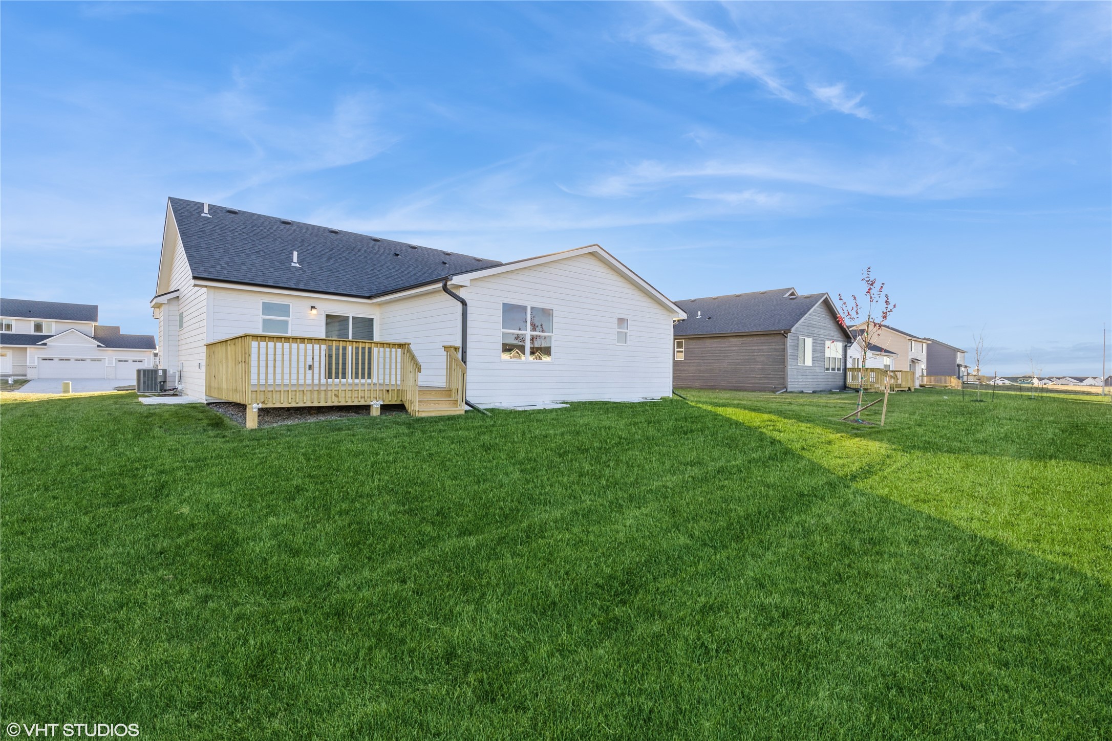 14225 North Valley Drive, Urbandale, Iowa image 35