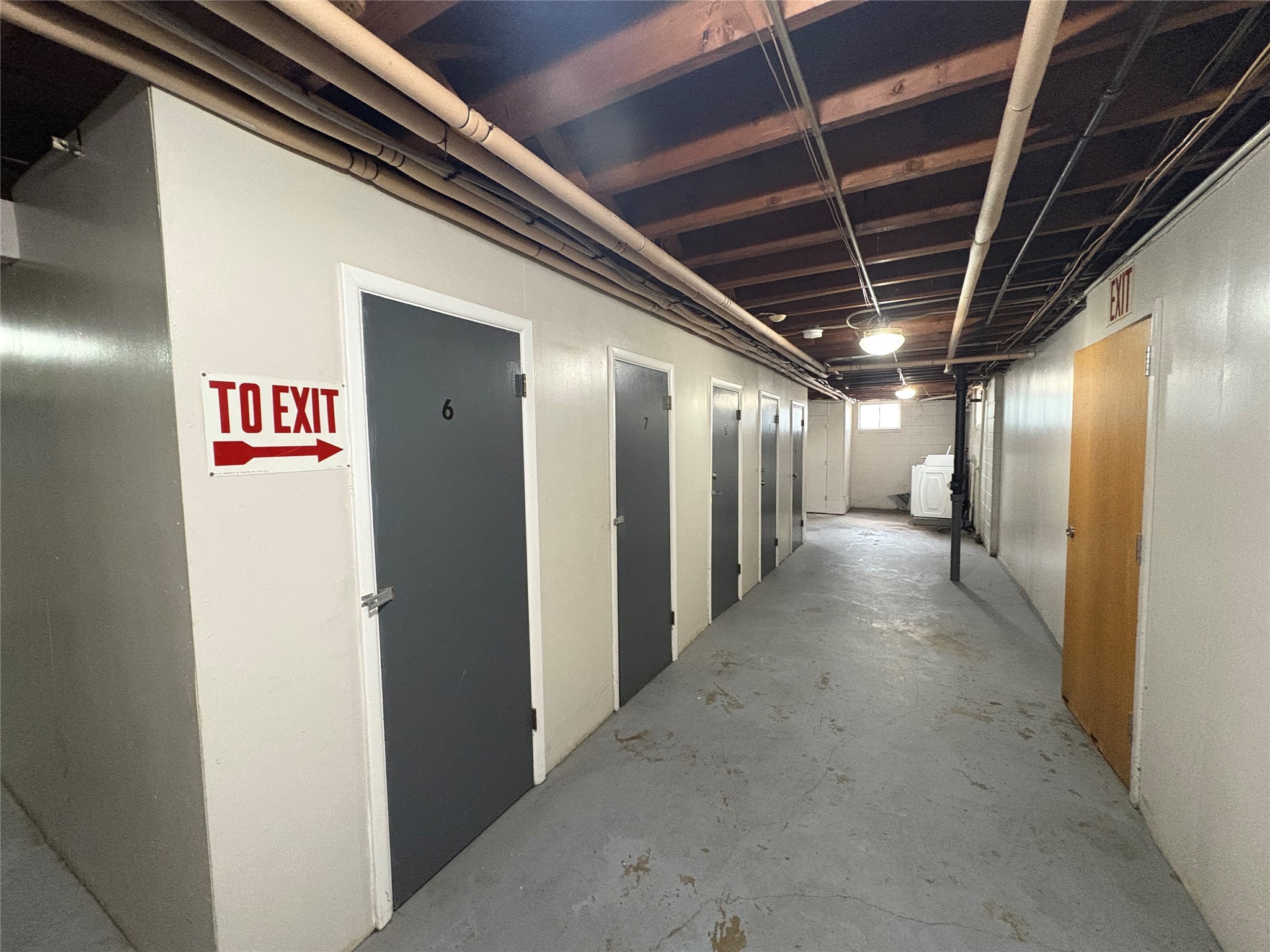 1710 Oakland