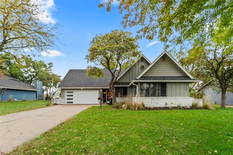 1164 Columbine Court Norwalk IA 50211