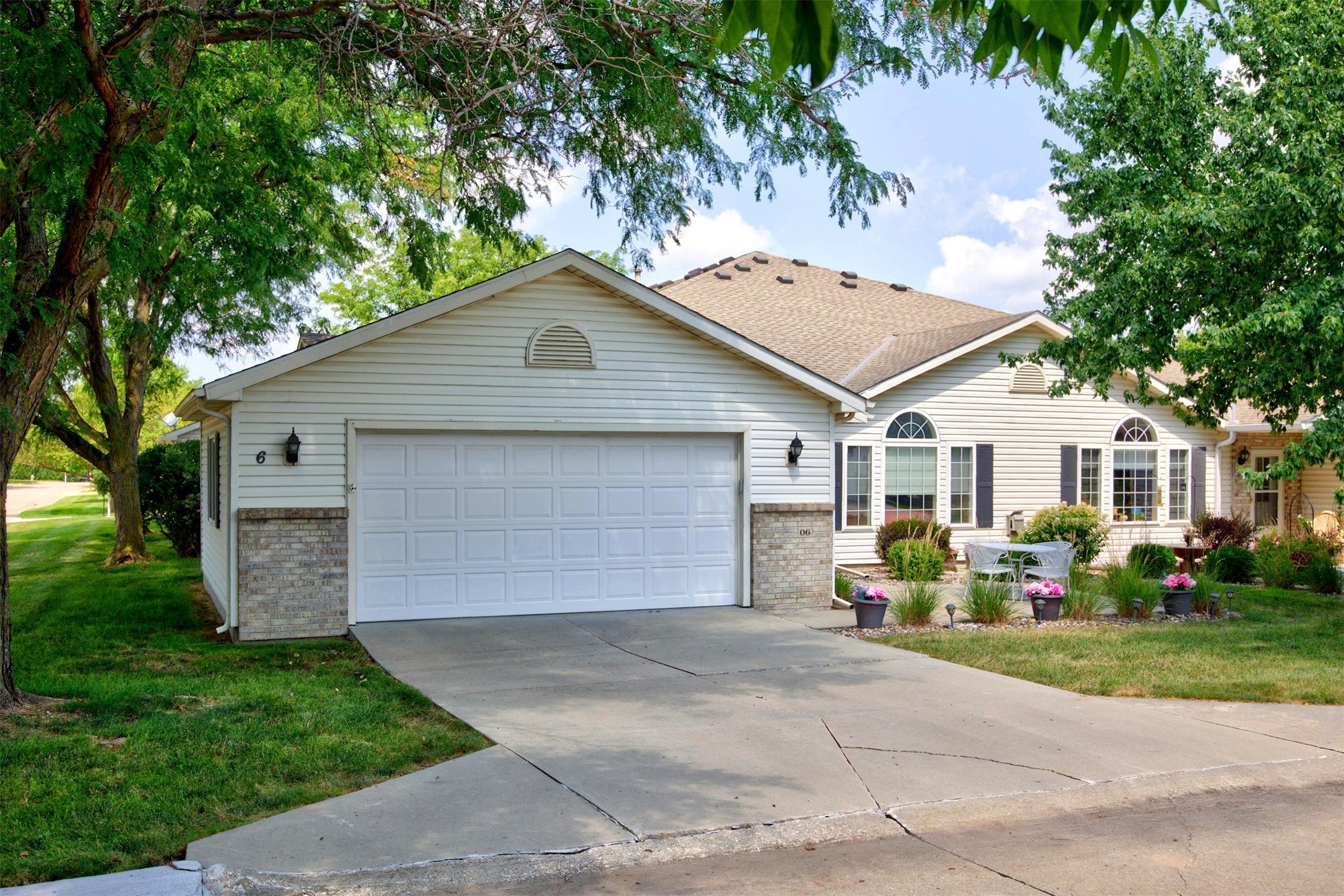 495 S 51st Street 6