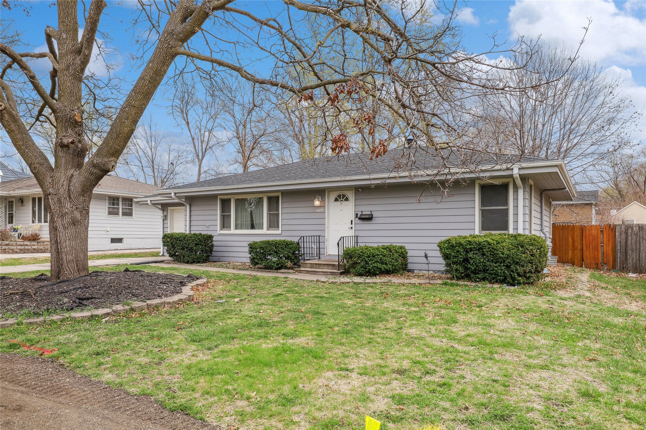 1009 68th Street, Windsor Heights, Iowa image 2