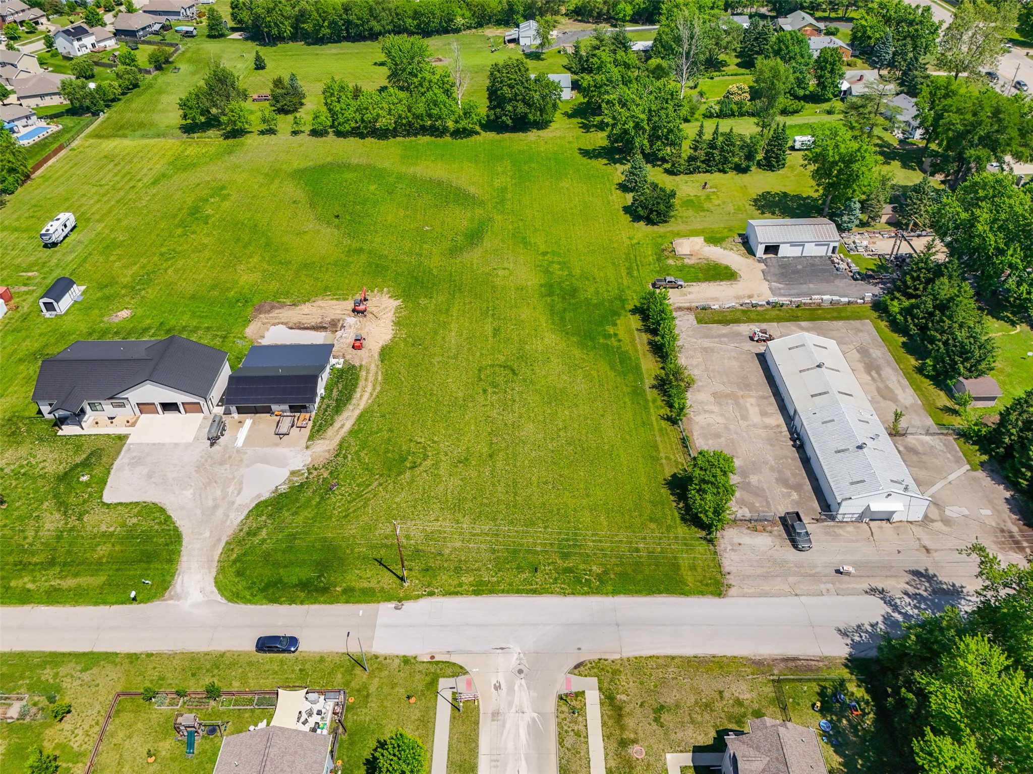 Photo 1 of 6 — 1260 NE 72nd Avenue, Ankeny, IA 50023